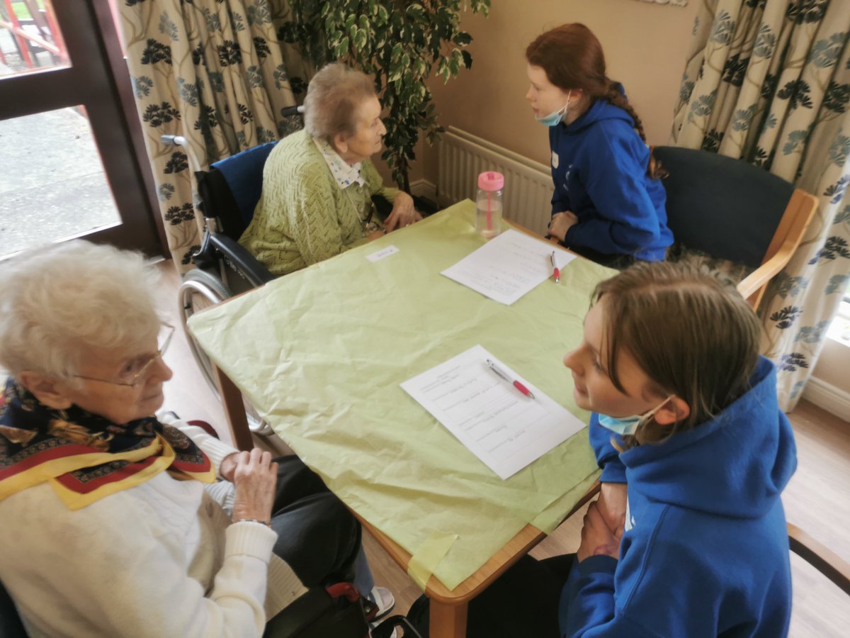 LinkGenNI's tweet photo. Movilla High School pupils joined Movilla House residents for their first session of LGNI's 'LinkAge &amp; Art'!  Thanks to @ArtsCouncilNI @publichealthni Baring Foundation for supporting this amazing initiative! We need more of this! @healthdpt @COPNI @agenipolicy @myhomelifeni 😍 https://t.co/1k1NvKDbSn