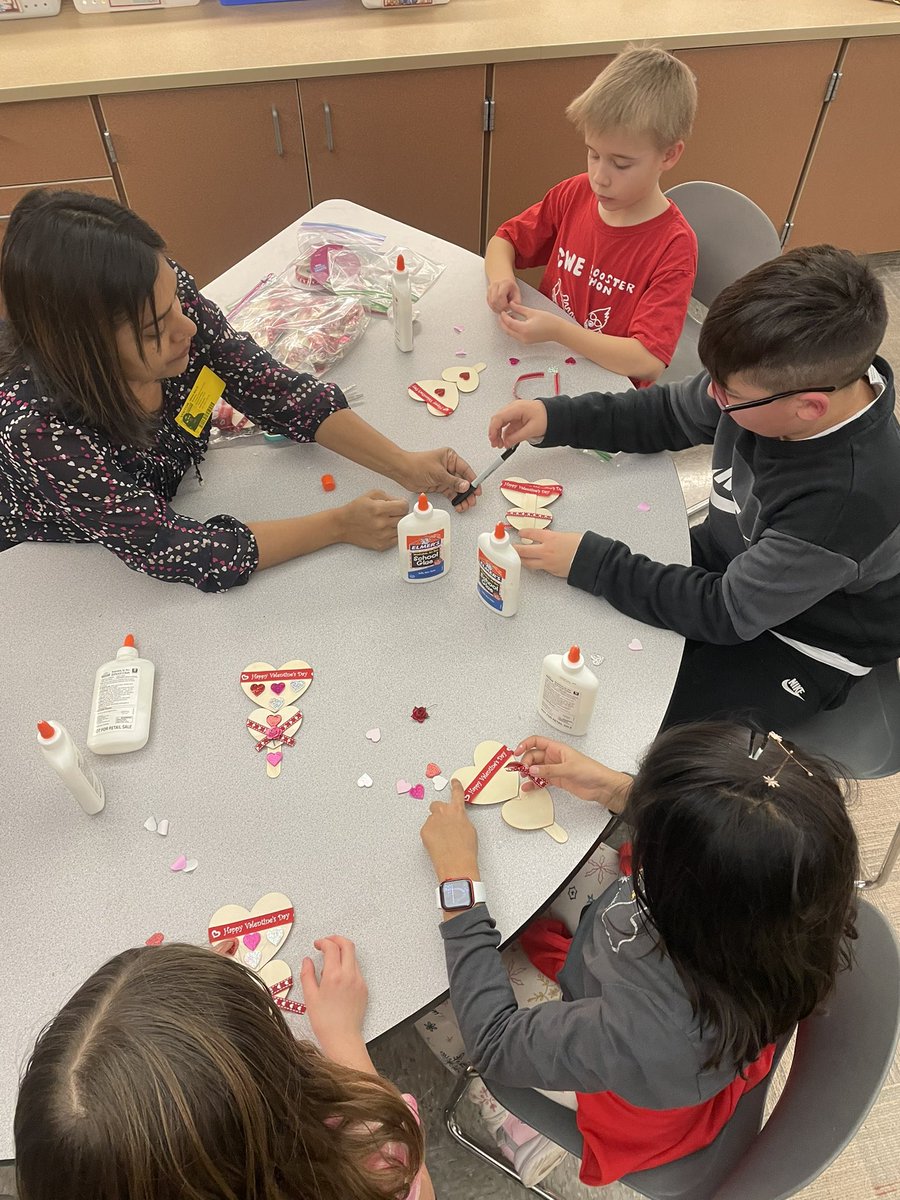 CWE students had so much fun at their Valentine parties yesterday! Thank you to our amazing parent volunteers for planning all the fun!