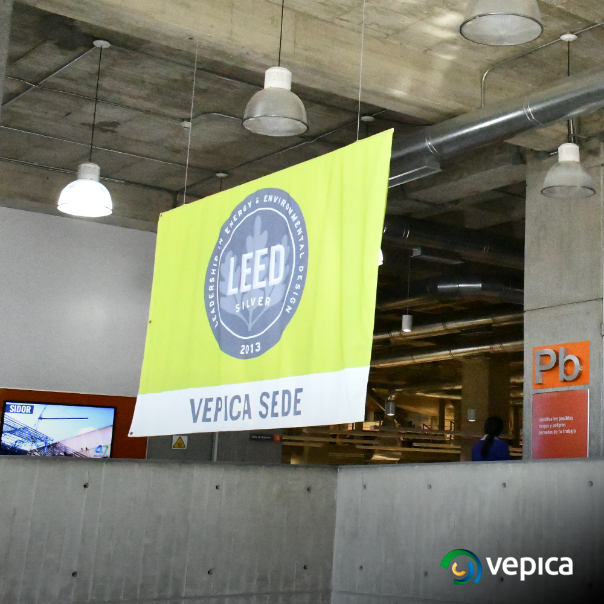 vepica_latam's tweet photo. La oficina sede de Vepica, es el primer edificio del país certificado por el programa de Liderazgo en Energía y Diseño Ambiental (LEED).

#VepicaEsVerde #LEED #EdificiosSustentables #CertificaciónLEED #DiseñoAmbiental https://t.co/RVTzLGo4WC
