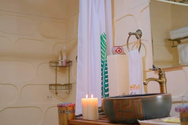 marachuiresort's tweet photo. What are the most popular amenities you look for when staying at a hotel? #hotel #travel #amenities #supermetro
#fearwomen #WhatsApp https://t.co/PMPzFjl91i