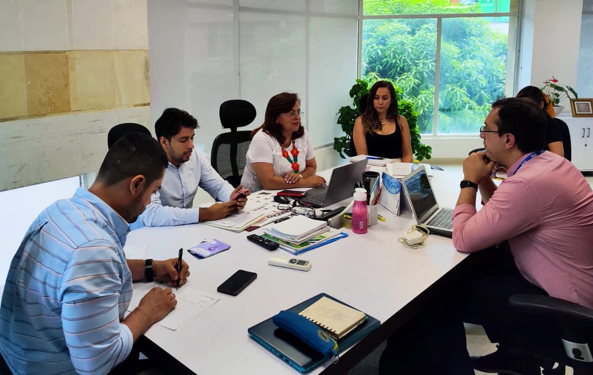 #AlimentosParaAprender
La #UApA visitó la ETC <a href="/GobCasanare/">Gobernación de Casanare</a> y a su equipo #PAE para analizar alternativas para que los niños, niñas, adolescentes y jóvenes indígenas del departamento reciban el Programa de Alimentación Escolar. #PAE.