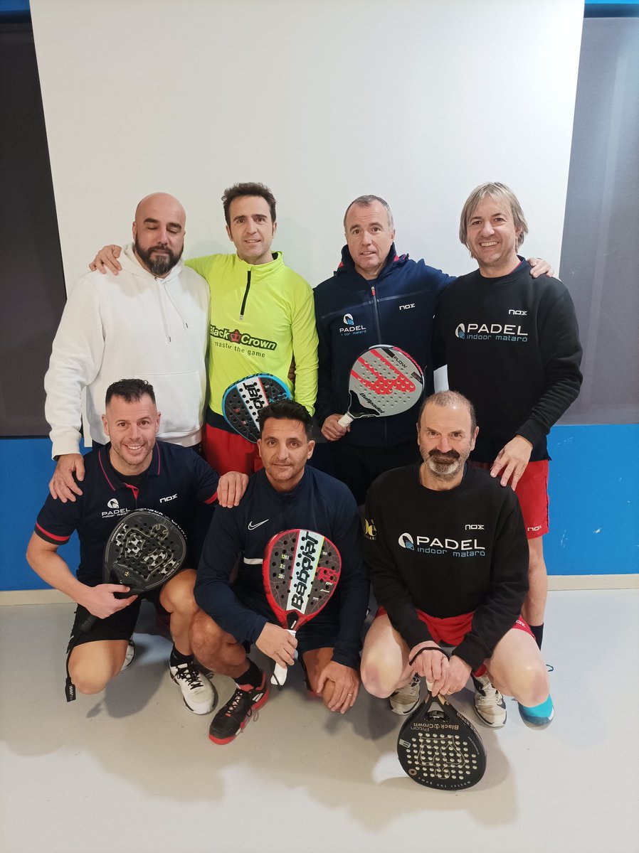 🔊🔊Gran debut a primera categoria de Lliga Catalana de Veterans de la <a href="/FCatalanaPadel/">FCP - Federació Catalana de Pàdel</a> Nit al <a href="/PadelMataro/">Padel Indoor Mataro</a> de bon padel i companyerisme amb els amics del Club Padel Cornellà A, que ens va possar molt difícil aconseguir la victòria final per un ajustat 2-1
Felicitats equip!!💪💪