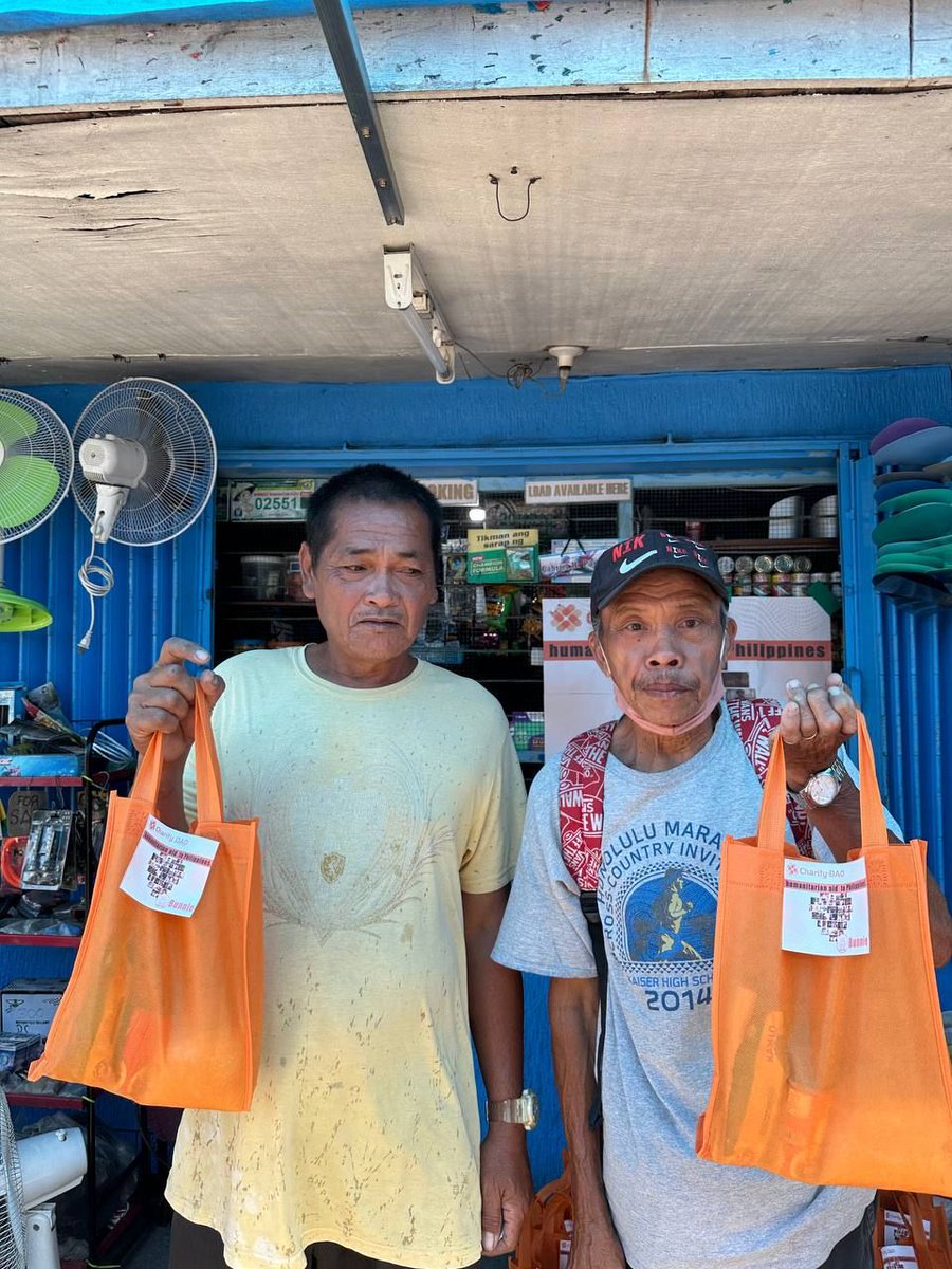 theCharity_DAO's tweet photo. Thank you for visiting the elderly and distributing food on behalf of Charity DAO.❤️
Our new charity partner @bunniefied, your passion to provide humanitarian aid will be spread through our volunteers.🥰
#HumanitarianAid
#donations #Philippines #charity #CharityDAO https://t.co/keIkQjedXa