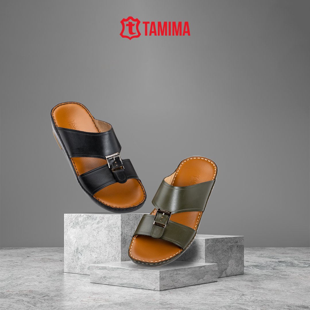 Tamima1960's tweet photo. جدد إطلالتك مع نعال تميمه.

بسعر 700 ريال قطري.

#tamimaqatar #qatarfashion #footwear #blacksandals #sandals #fashion #sandal #style #slippers #shopping #flipflops https://t.co/3dNHU0eNNo