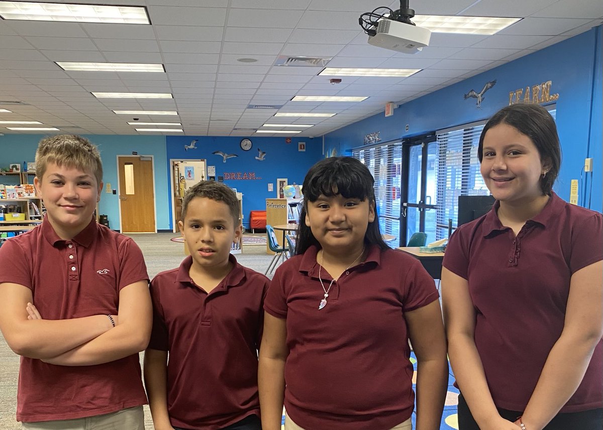 What are the odds of all four of our news crew members wearing the same color (unplanned) today? #SeagullsSynergize ⁦<a href="/GGEseagulls/">GGE Seagulls</a>⁩