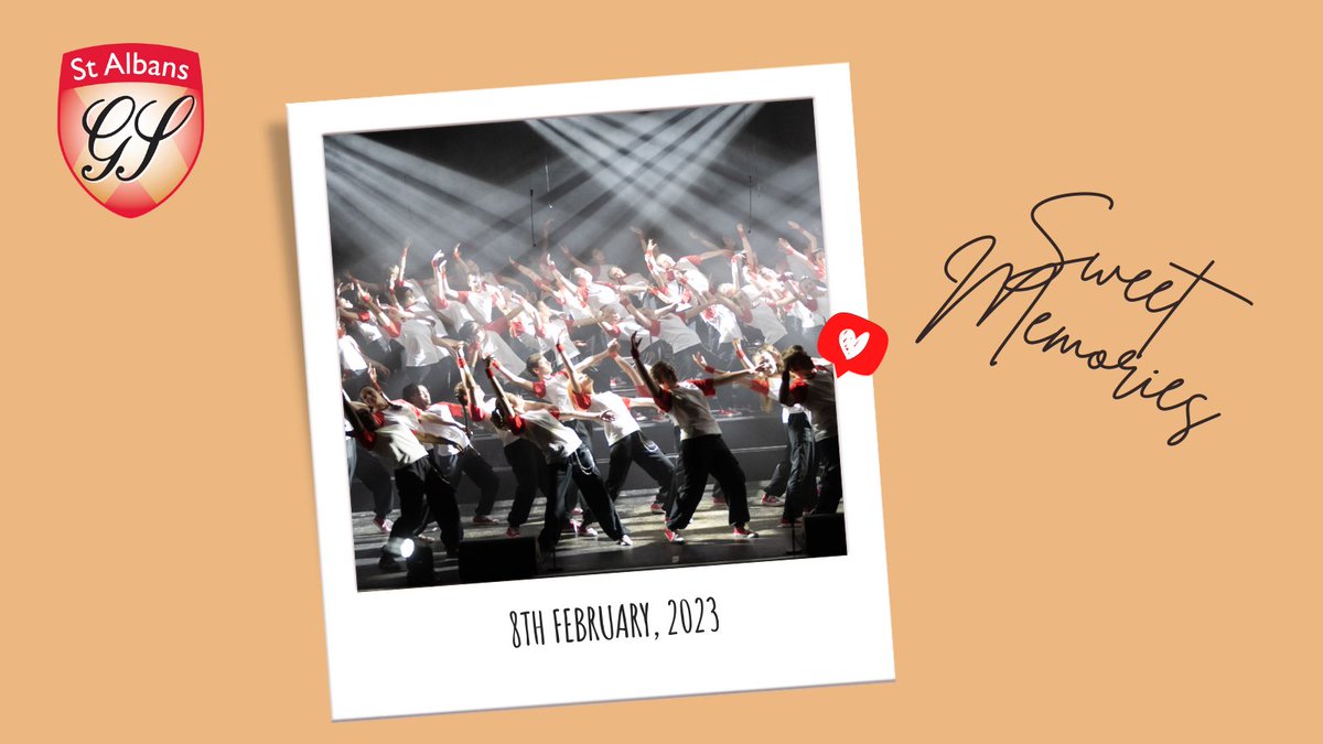 A week ago today we were super excited about the curtain rising on our opening night. Today we have a whole load of truly fabulous 'memories' that we've locked in the pockets of our heart. (Can you see what we did there) 😍 Order your memories stick today gangshowstore.com