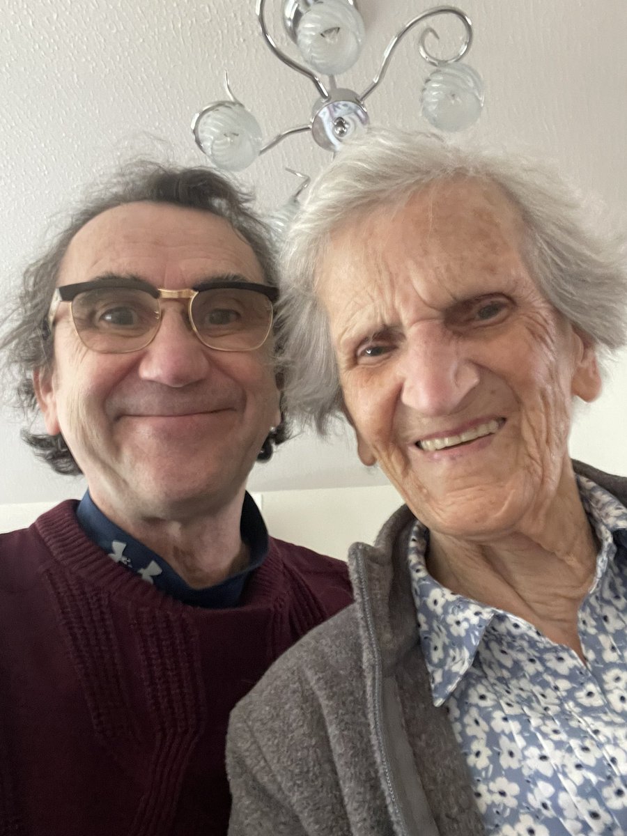 Phil Daniels tweet media