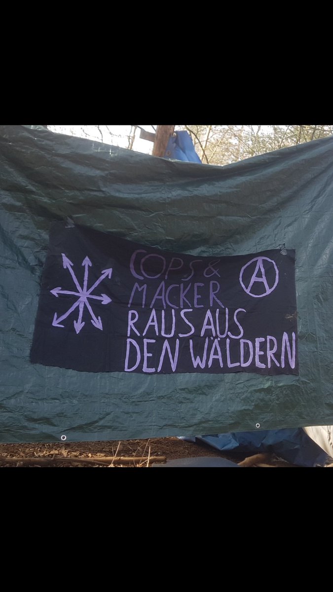 Heibo bleibo stabilo!
Wie vielleicht erwartet haben die Cops heute angefangen, die Waldbesetzung Heibo bei Dresden zu räumen. In dieser Räumung geht die Staatsgewalt wie auch bei vergangenen Räumungen extremst rücksichtslos und fahrlässig vor, um die Profite eines