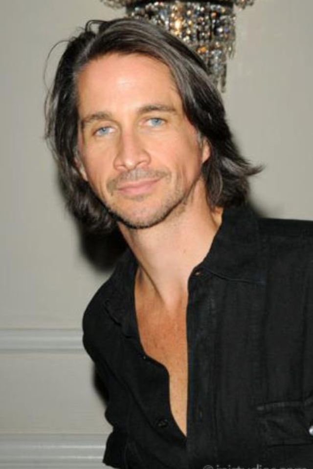 Happy Birthday to Michael Easton! 