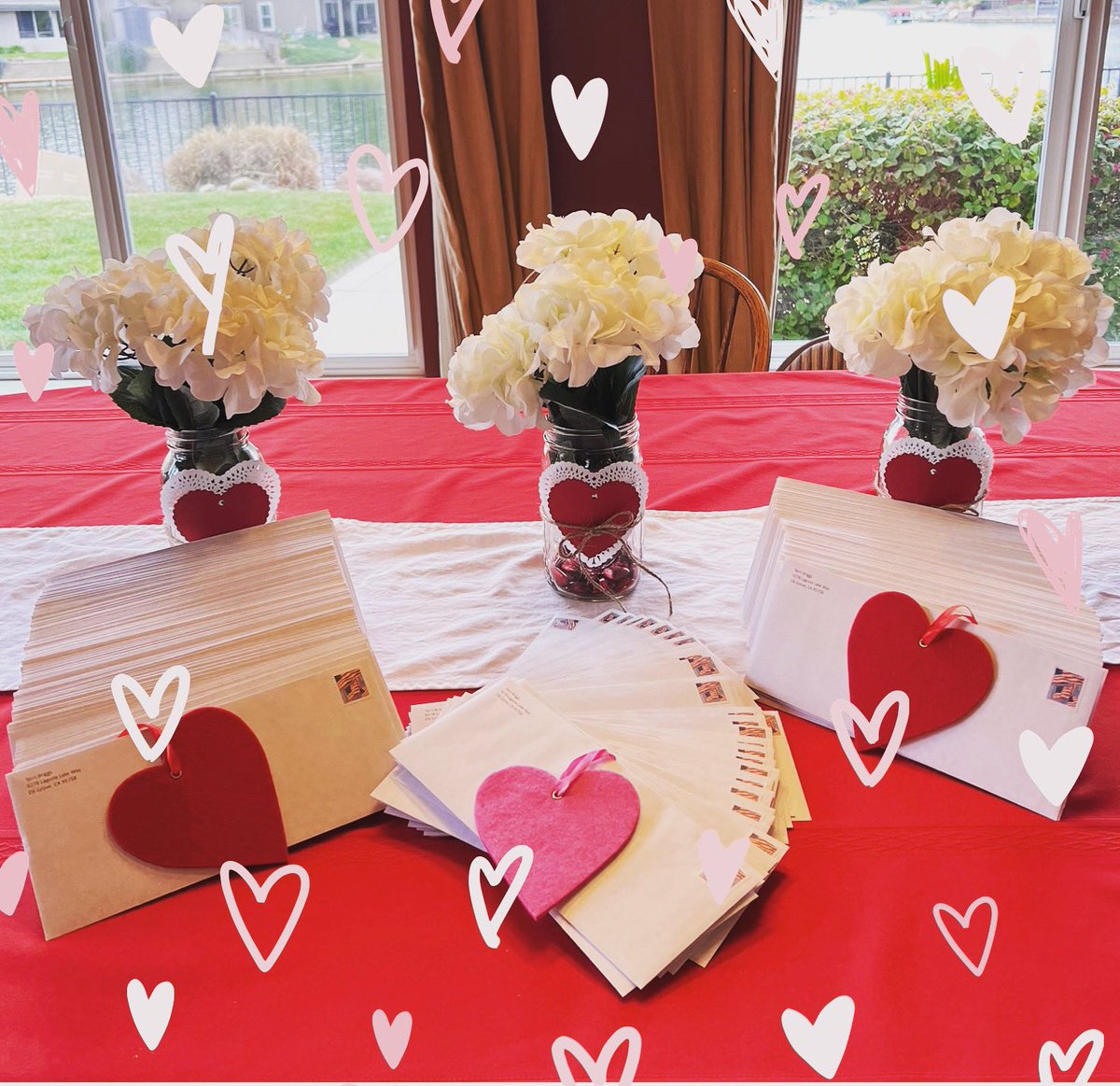 TerriBriggs's tweet photo. Love is in the air!  Sending valentines to 300 friends, family and former clients sharing the great news that I am getting back to the heart and soul of real estate. I am here for all of your real estate needs!  #allthingsrealestate #lovewhereyoulive #realestateadvisor https://t.co/llLDhULFb3
