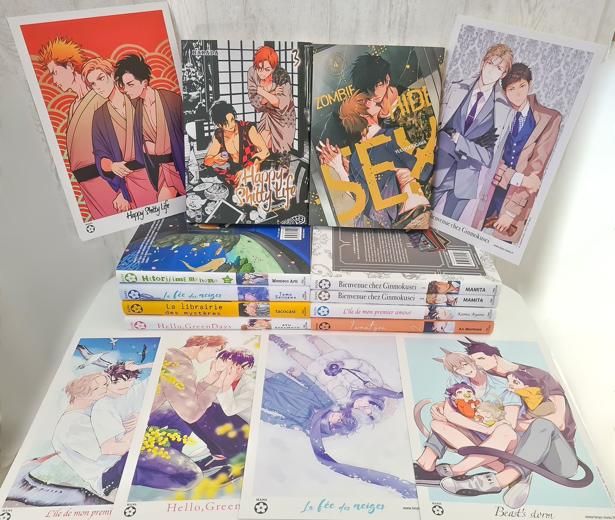 Oreri_frenchy's tweet photo. Réception abonnement @Editions_Hana 🥰
#yaoi #yaoi #yaoihard #mangayaoi #bl #blmanga #mangabl #boyslovemanga #mangaboyslove #hanayaoi #hanacollection #hanaedition #fujoshi #otaku https://t.co/yjJdNs8vMb