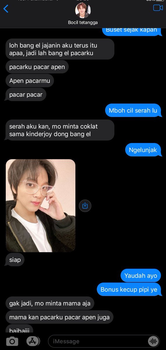 venntol's tweet photo. Nohyuck two tweet au

— coklat
    Bocil tetangga https://t.co/c6dkwwAfkT