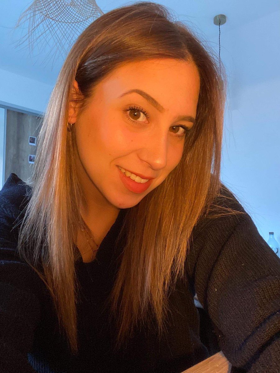 com_Uniti's tweet photo. [Team] 🗣 On vous présente Léa ; notre talentueuse alternante ascendant cascadeuse qui a la lourde tâche d̴e̴ ̴n̴o̴u̴s̴ ̴s̴u̴p̴p̴o̴r̴t̴e̴r̴ d'animer au quotidien notre #TikTok nustrale 💪 
Un peu d'astuce, beaucoup d'espièglerie à découvrir ici 👉 https://t.co/0hkvYU4C0Y https://t.co/Poy3Mh17CR