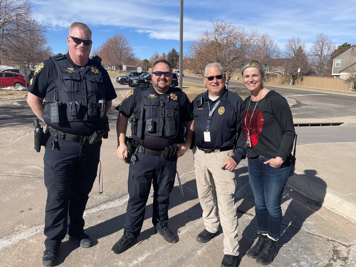 ajmcnamara3's tweet photo. Happy National SRO DAY to our favorite #DCSO Deputies who came out to Cougar Run yesterday for a practice drill! #crunfamily #crunrocks  @Shannymac5567 @dcsheriff  We appreciate your work and the relationships you build with our community! https://t.co/LZFH8JC72y