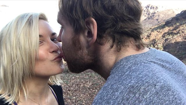 goodjonmoxley's tweet photo. Jon & Renee doing really wild things @jonmoxley ❤️😘 @reneepaquette
#wildthings
#happyvalentinesday #reneepaquette#jonmoxley #baddasscouple #baddestcouple #madforeachother #makeforeachother #turelove❤️ https://t.co/aXrSlCHaG4