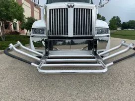 aliarcprobumper's tweet photo. Our Quick Release bumper features an one-piece machined aluminum latch housing with class 10.9 zinc plated locking fasteners. The oilite bearings that we have used require no grease or oil with stainless-steel heat-treated latch pawls. #aliarcbumpers #quickreleasebumper https://t.co/fUqaENLZNV