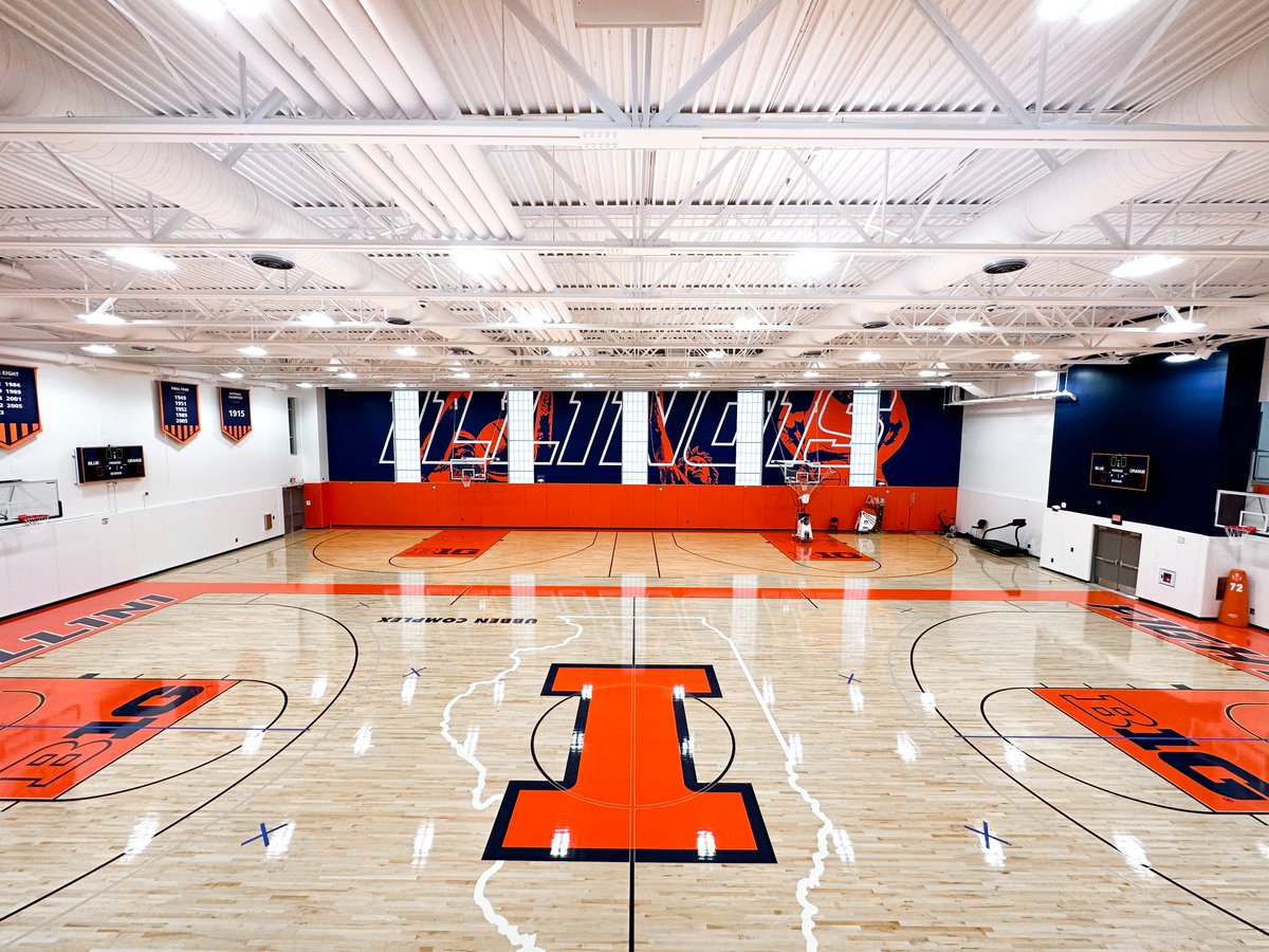 49__degrees's tweet photo. 𝙒𝙊𝙒 𝙞𝙨 𝙬𝙝𝙖𝙩 𝙬𝙚 𝙙𝙤.

Honored to have teamed up with Illinois Basketball to help deliver their athletes, coaches, staff, and donors an exceptional new space to call home! 

#ExperienceDelivered #Illini https://t.co/2aZ4nBlKOL