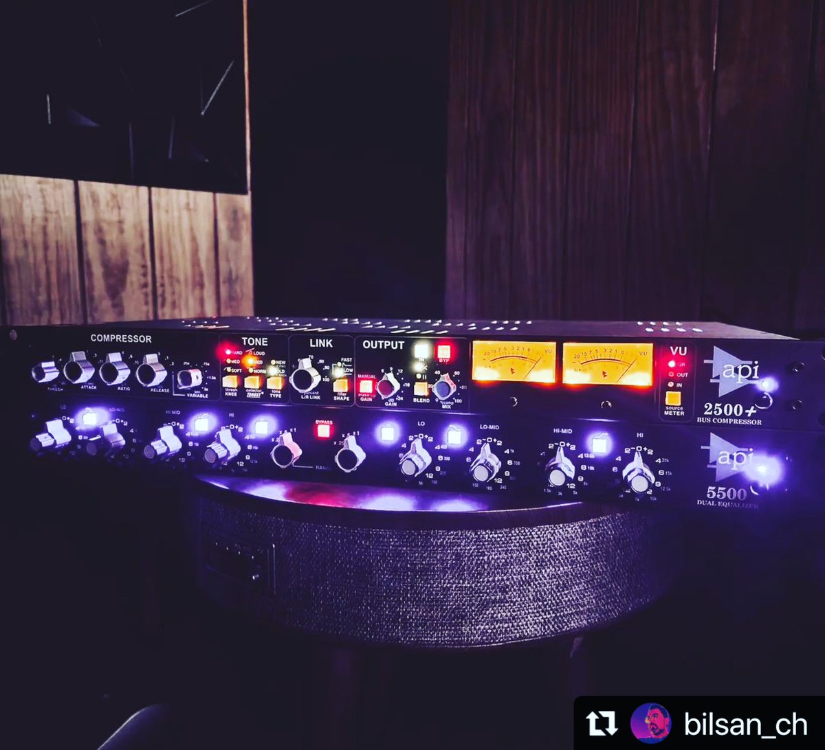 #apiaudio #api2500 #api5500 #recordingstudio #studiogear #analog #Repost @bilsan_ch
・・・
𝕡𝕖𝕒𝕔𝕖!!!