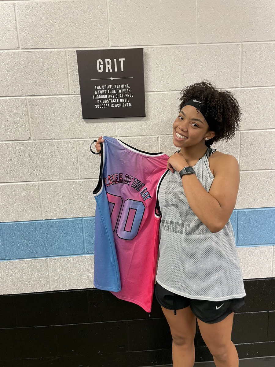 EVGirlsHoops tweet media