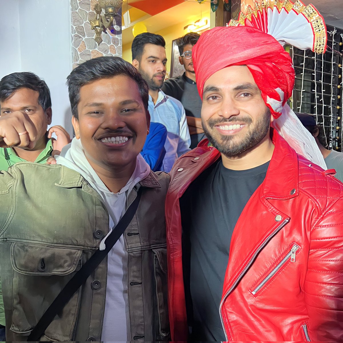 ashit_thul's tweet photo. #NewProfilePic
#ShivThakare 
Apana bhai https://t.co/uhELaSU8T7
