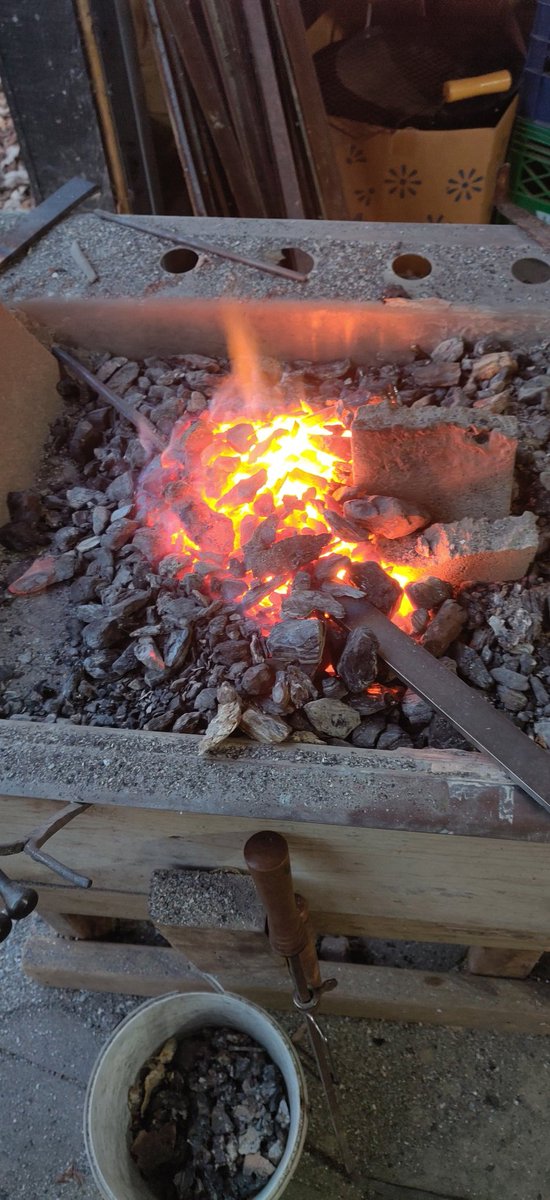GregoryWrites's tweet photo. I've collected a lot of fun hobbies is my life, but I think blacksmithing is the most viscerally satisfying. https://t.co/B71qLsdzkb