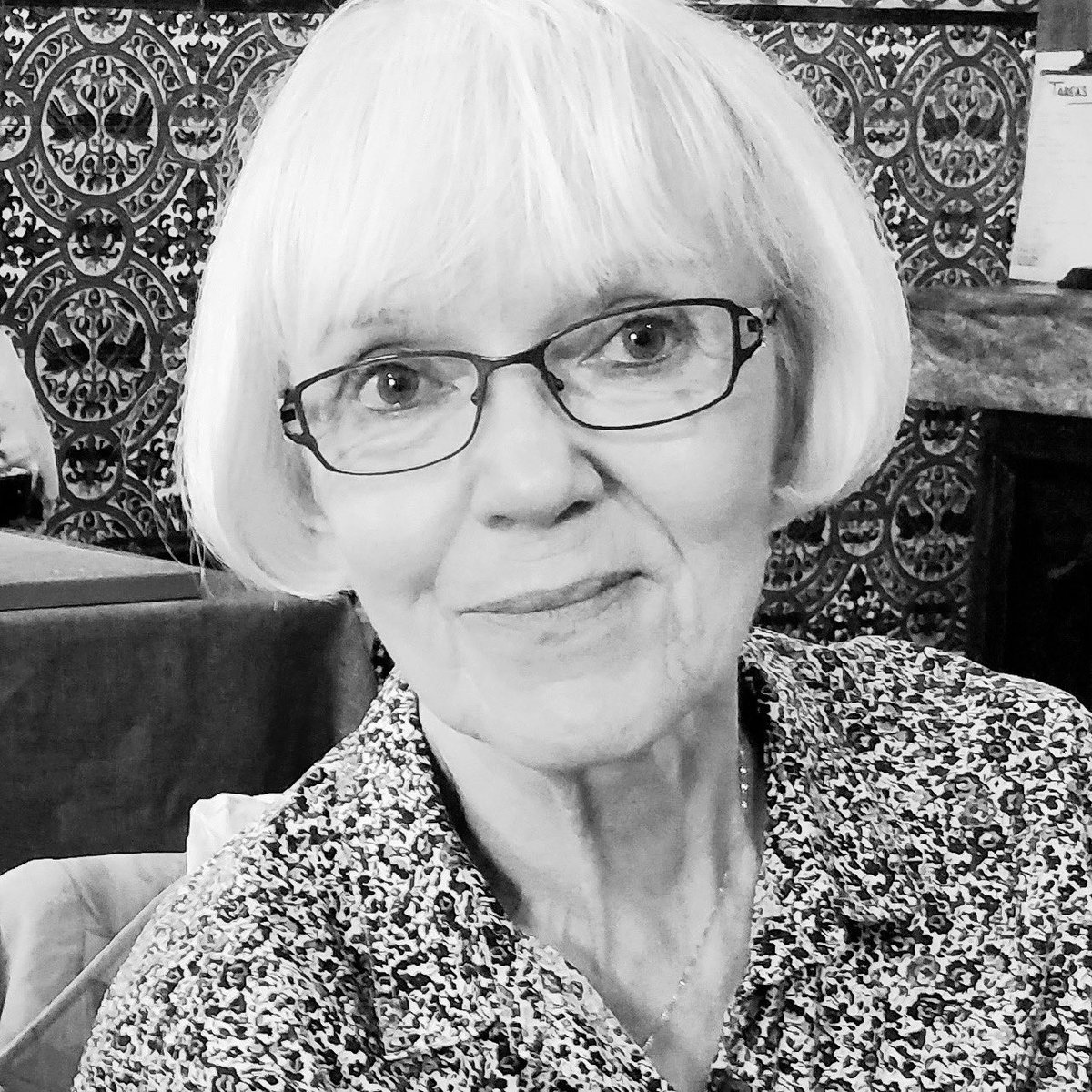 Suomen Lausujain Liiton pitkäaikaisen vaikuttajan, Ritva Koivusen (1944-2023) muistoa kunnioittaen. 

Puheenlehtori, teatteripedagogi ja lausuntataiteilija, HuK Ritva Koivunen kuoli nopeasti edenneeseen sairauteen kotonaan Helsingissä 20. tammikuuta 2023. Hän oli 78-vuotias.