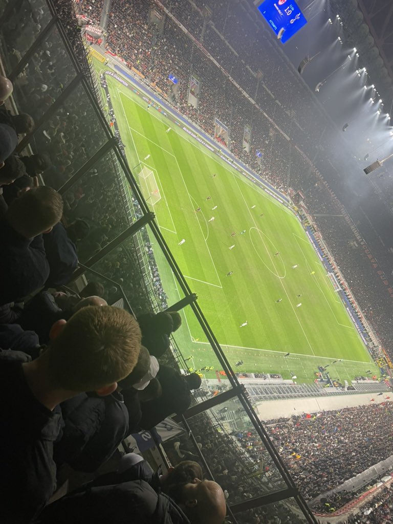 Milano (a)