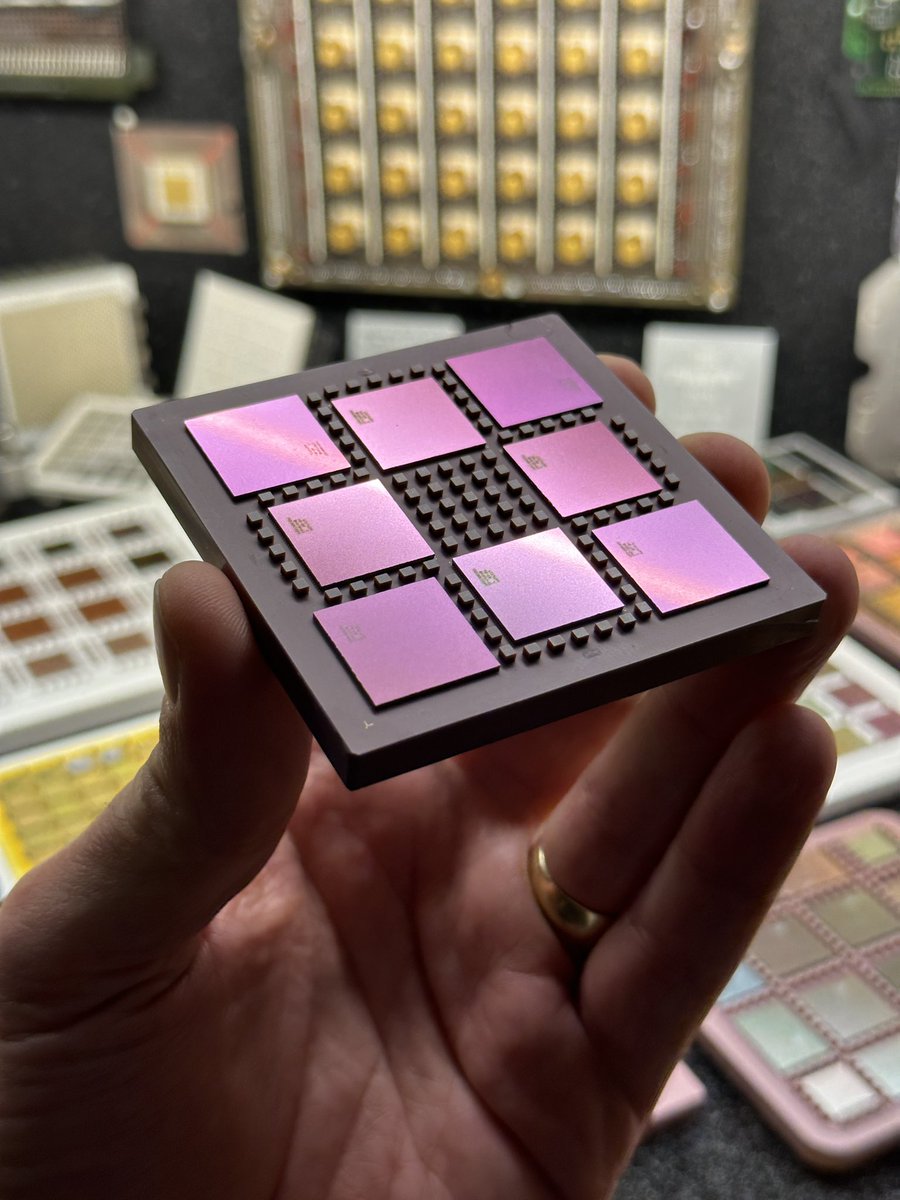 What a beautiful piece. New in my collection. A MCM out of a Cray X1 Vector Processor Super Computer. 😍