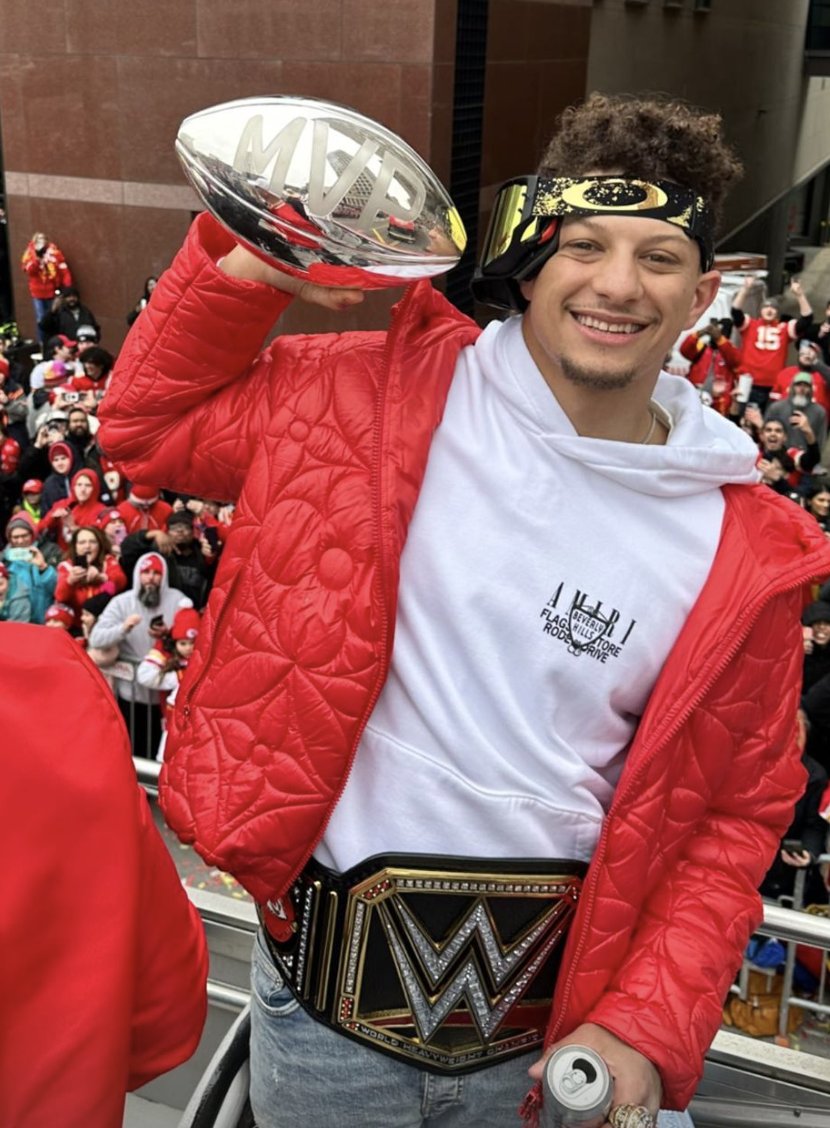 NFLonCBS's tweet photo. Patrick Mahomes is an absolute vibe today 

📸: @BrittanyLynne https://t.co/BpsRKZkk8M