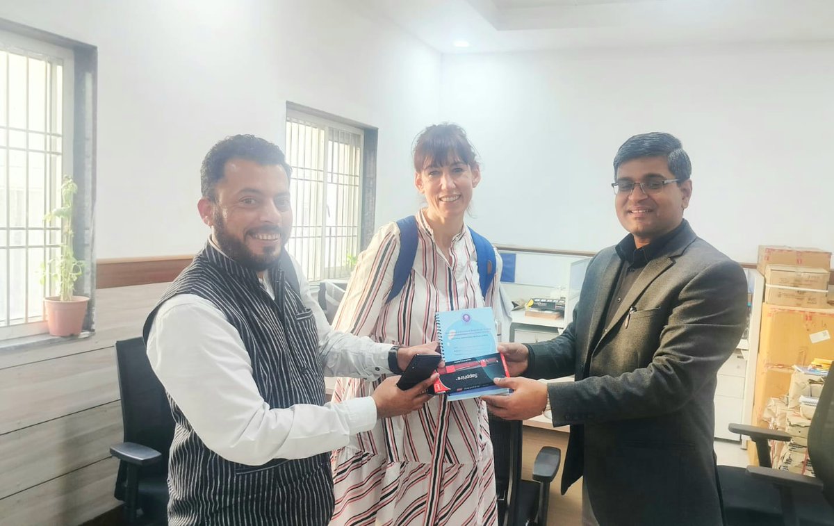 VKPathak1's tweet photo. “We are stronger when we listen, and smarter when we share.”

Had an enriching talk with Ms. Nancy from @STIReducation reg. the impact of @TDCProgram in ensuring the delivery of quality education to students. 

@SCERT2021
@Dir_Education https://t.co/cr7mZR3HXd