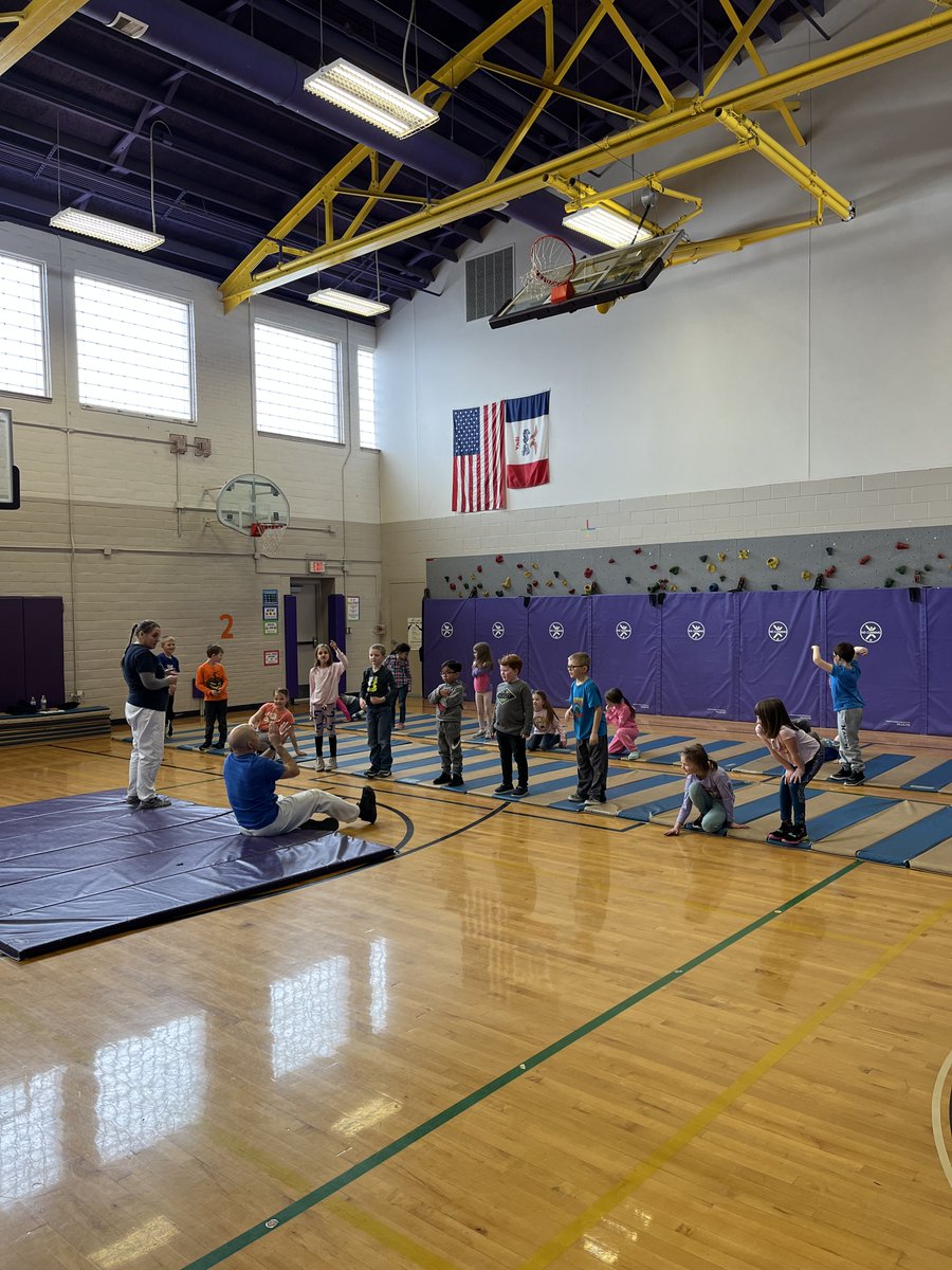 NevadaCentral's tweet photo. Today is '𝐇𝐞𝐚𝐥𝐭𝐡 &amp; 𝐖𝐞𝐥𝐥𝐧𝐞𝐬𝐬 𝐃𝐚𝐲' at Central! We have a variety of sessions with the goal of providing students new experiences &amp; learning around things that keep their mind and body healthy! 🍎🧘‍♀️ #NevadaCubPride https://t.co/cpaTMgWtC3