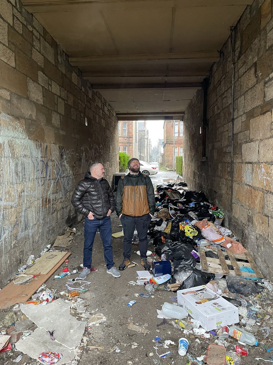 GMBGlasgowCC's tweet photo. Councillor @danhutchison_ was another who rose to our challenge to come out and see the consequences of politically driven council cuts

Glasgow needs an emergency budget not more badly managed decline 

Politicians of all colours must stand against cuts during tomorrow’s budget https://t.co/UDIZMceLzI