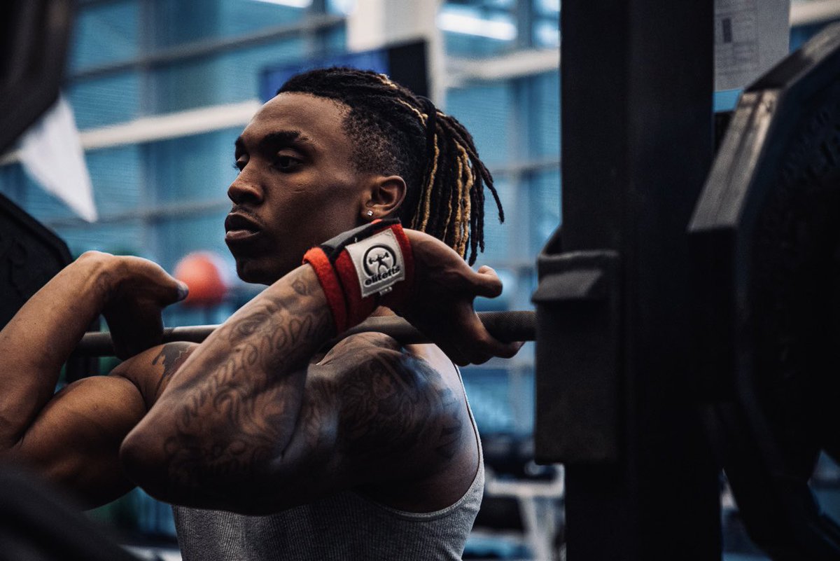 DaB1ggest__'s tweet photo. 🏋🏾‍♂️‼️ https://t.co/3lDXZ1NI79