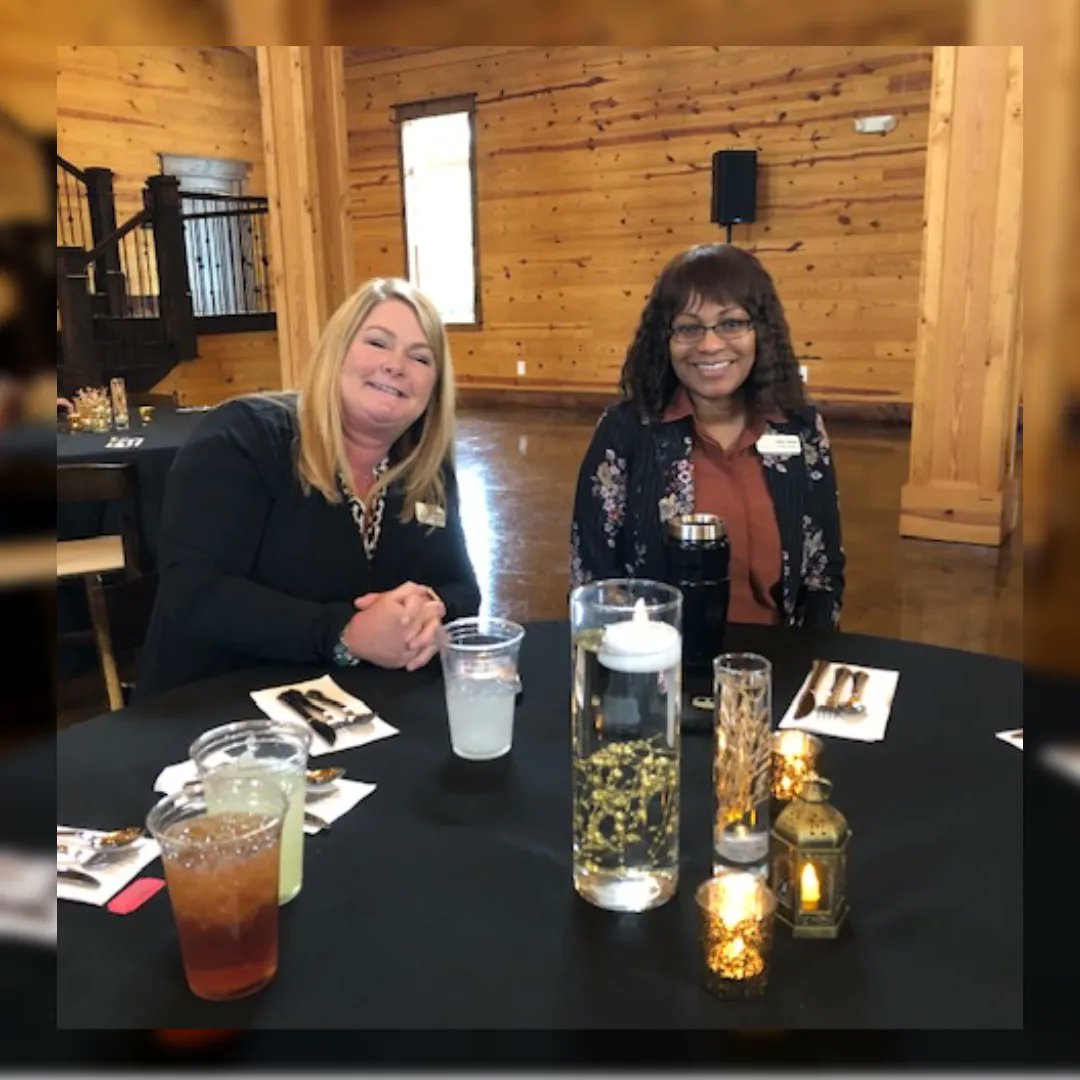 MarySGwyn's tweet photo. We are so PROUD of our Fayetteville teams! They won big this year at the GFAA awards ceremony. We absolutely loved seeing that their hardwork and dedication was recognized. We are once again reminded that we are surrounded by GREATNESS!
#surroundedbygreatness #APTDynamics #GFAA https://t.co/haCK8UU5Lg