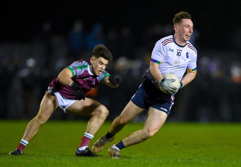 UL's tweet image. Just 30 minutes until the Sigerson Cup Final gets underway 

This is our second Sigerson Cup Final in a row and will be live on TG4 from 19:20

We hope the whole UL community will be cheering the team on!

Hon Limerick, Hon UL!
#StudyatUL #FirstClassRivals