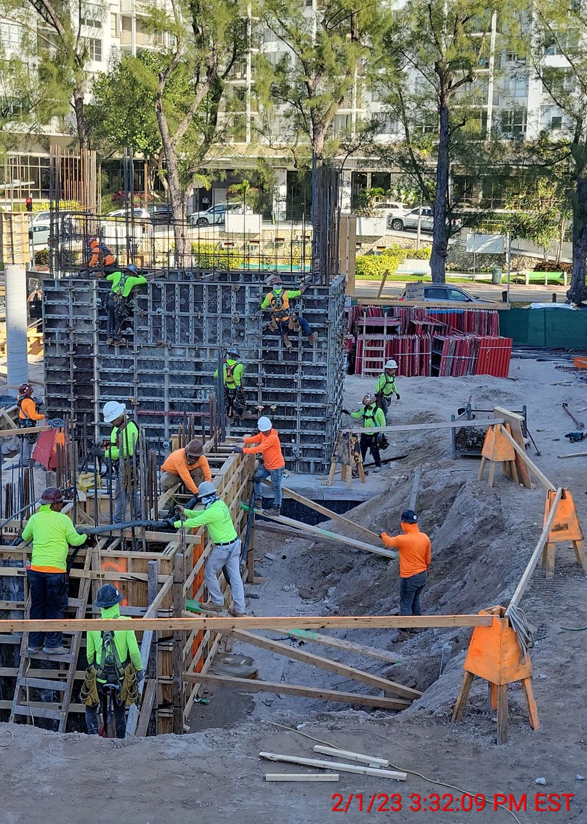 Jacob_Companies's tweet photo. *Installed ex-filtration trench
*Concrete columns and shear walls have been completed
*Placed electrical conduits and sleeves
*Placed plumbing sleeves 
#Wednesdayresults #WeBuild #jacobcompanies #gc #contractor #FL #42PINE #Wednesdayresults https://t.co/QZXGHTs2xJ