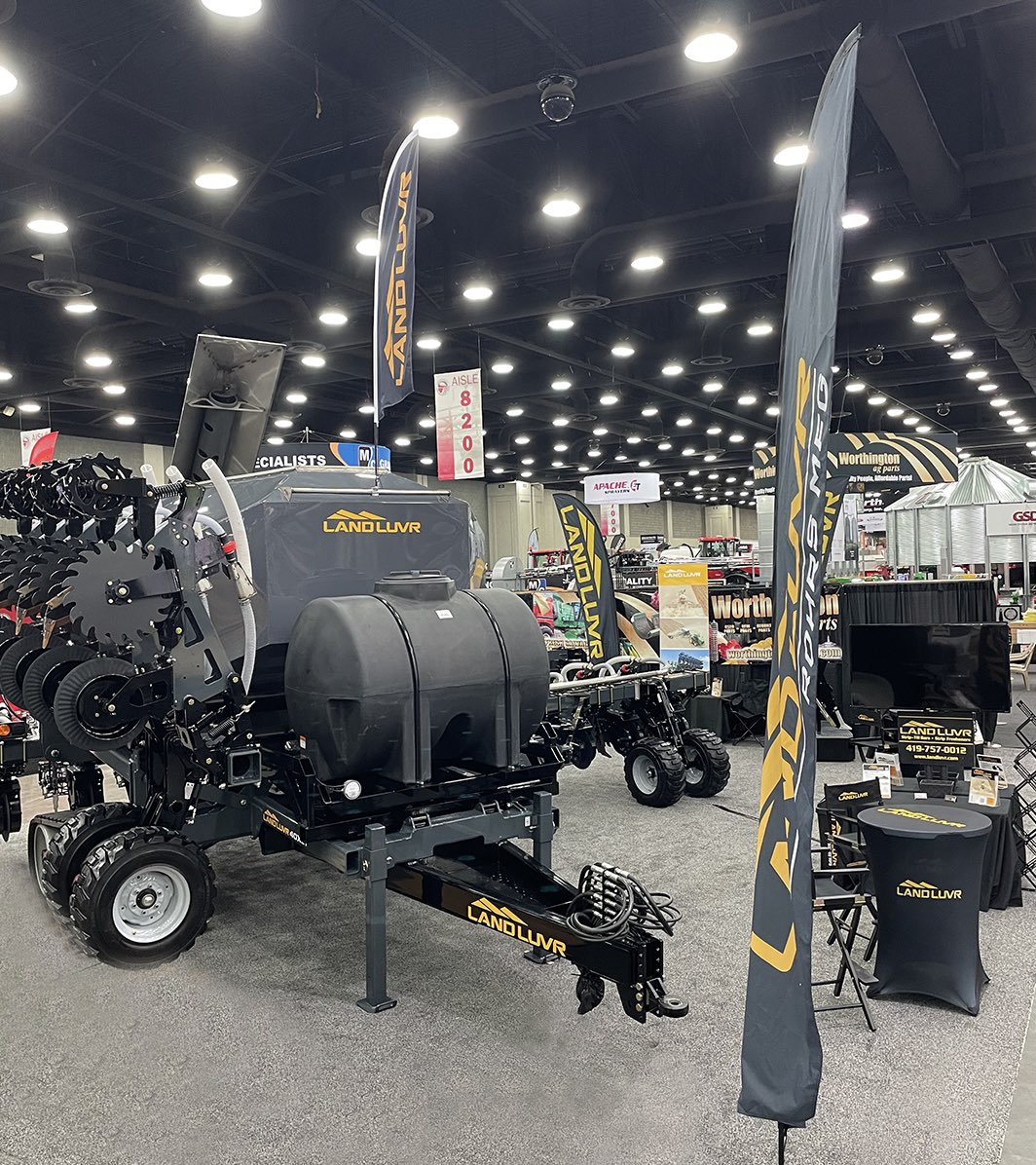 land_luvr's tweet photo. We’re at the National Farm Machinery Show In Louisville, Ky! Come see our 40XLT 16 Row Strip-Till Bar in Booth 8254. #landluvr https://t.co/P7zAuUS0Ok