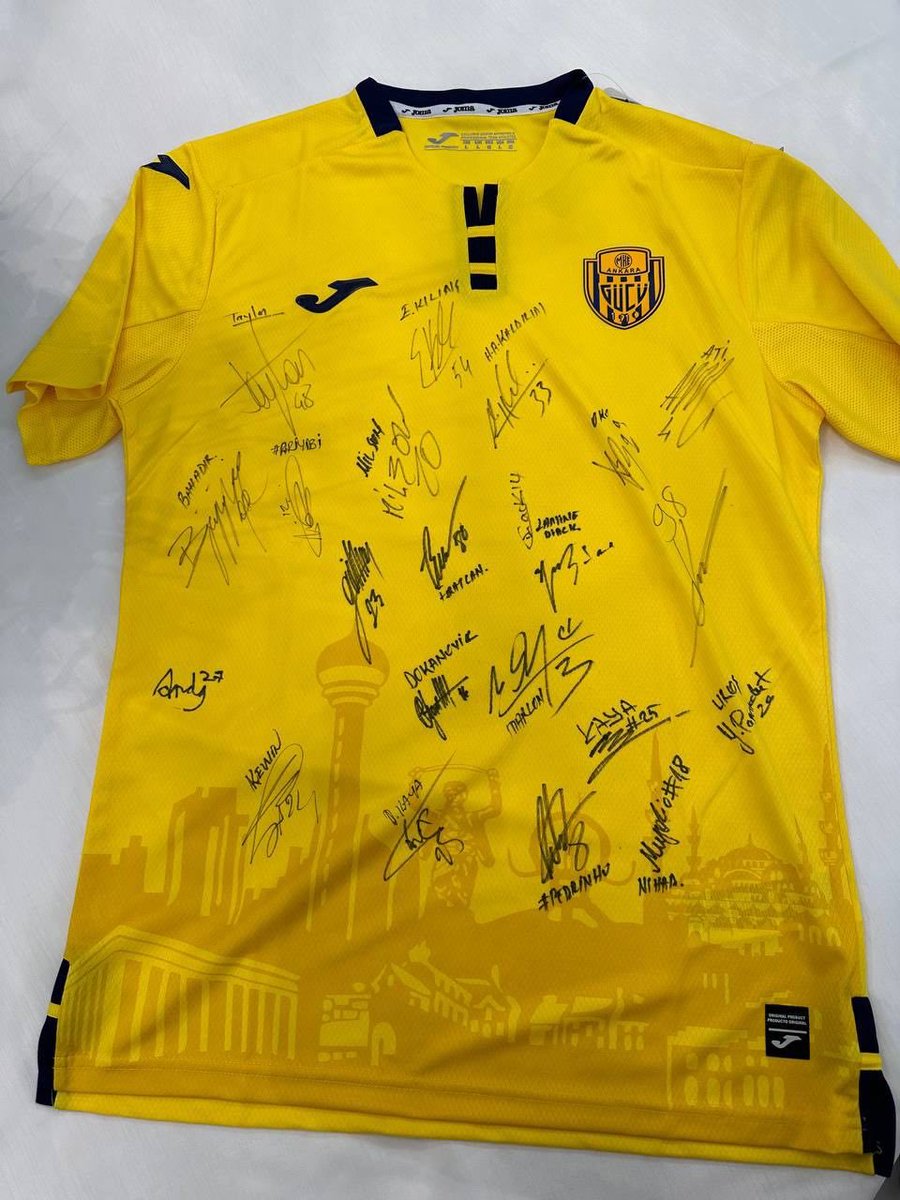 Merhabalar 

<a href="/Ankaragucu/">MKE Ankaragücü</a> ‘lü futbolcuların imzaladığı
formayı afetten zarar gören vatandaşlarımıza katkı sunmak için açık artırmayla satıyoruz!

En yüksek teklifi veren kişinin teklif bedeli kadar  <a href="/ahbap/">Ahbap</a> 'a yapacağı bağış sonrası ilgiliye gönderilecektir.
bit.ly/ankara-forma-c…