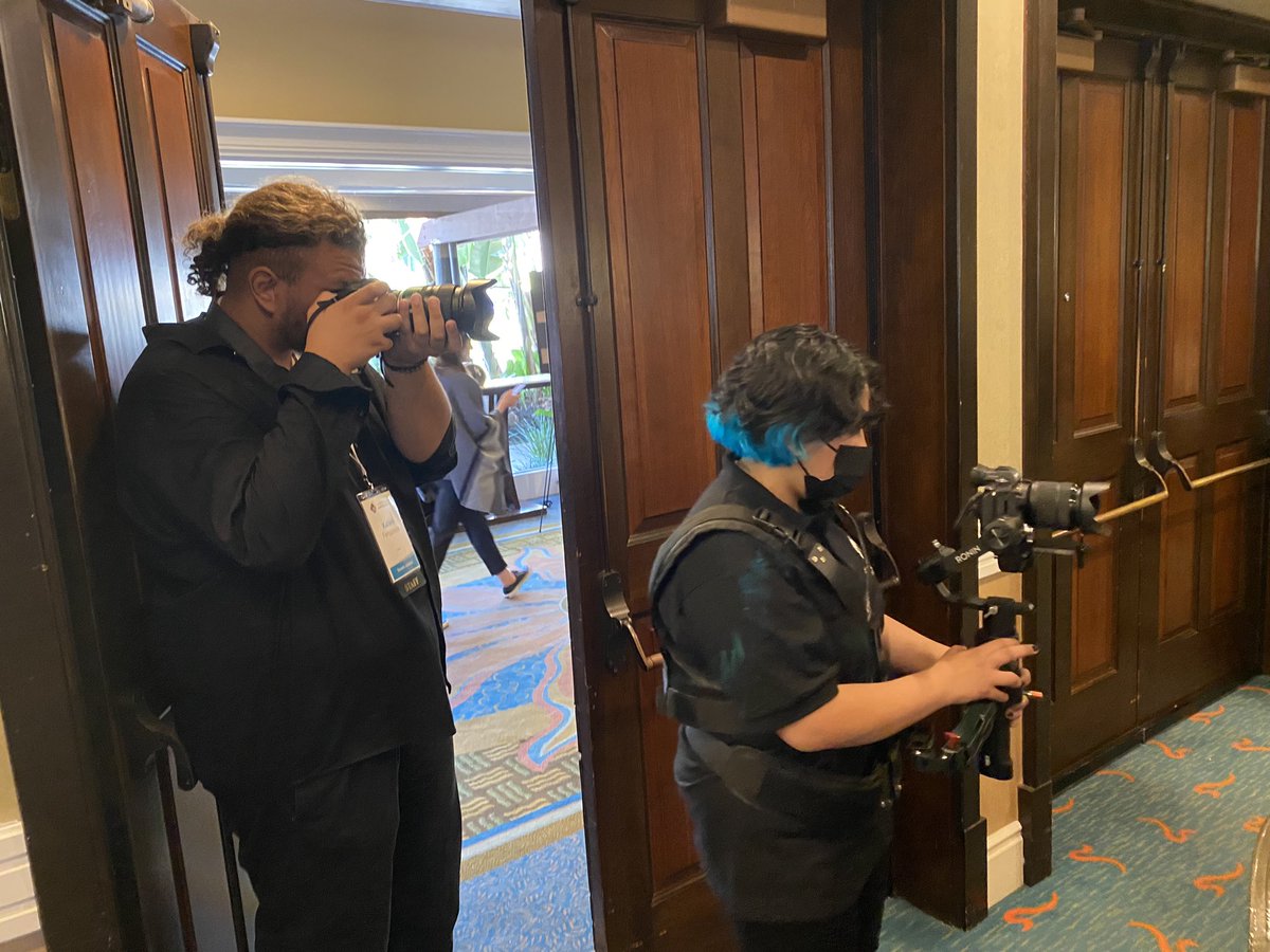 Behind the scenes at #LLConference2023: students Kalani and Carolina from <a href="/lbjordanhigh/">Jordan High School</a> @LongbeachUSD doing #workbasedlearning is our film and photography crew!