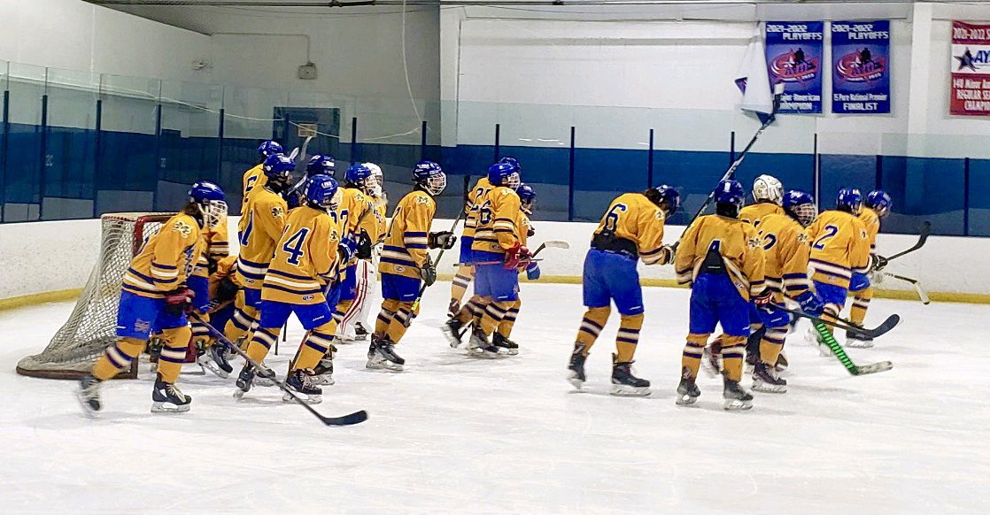 Pac_hockey's tweet photo. #PacPuck season has officially come to an end. Varsity finished 3-15-1 & did not qualify for the Section 1 playoffs. Wishing best of luck to all participating teams.
Thanks to our coaches, parents, @MahopacManiacs & @Mahopac_AD for your support throughout the season! https://t.co/msbzhN6Wmv