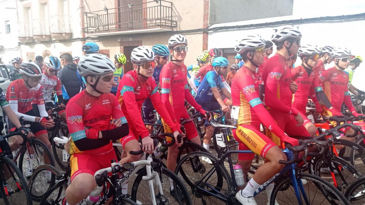 Lanzadigital's tweet photo. Positiva primera prueba para el equipo Fenavin https://t.co/lpUyeMjWd1 @EquipoFenavin https://t.co/7RHVtpIHnd