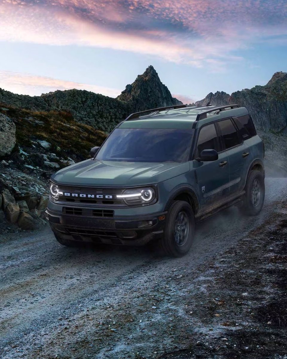 PSMotors's tweet photo. Ford’s Presidents’ Day Sellathon is on! 
Wed. Feb. 15th – Mon. Feb. 20th

6 days only get $1,000 Trade Assist on our best-selling SUVs (2022 Explorer, Edge, Escape, Expedition, Bronco Sport) https://t.co/l2zkasAIf2