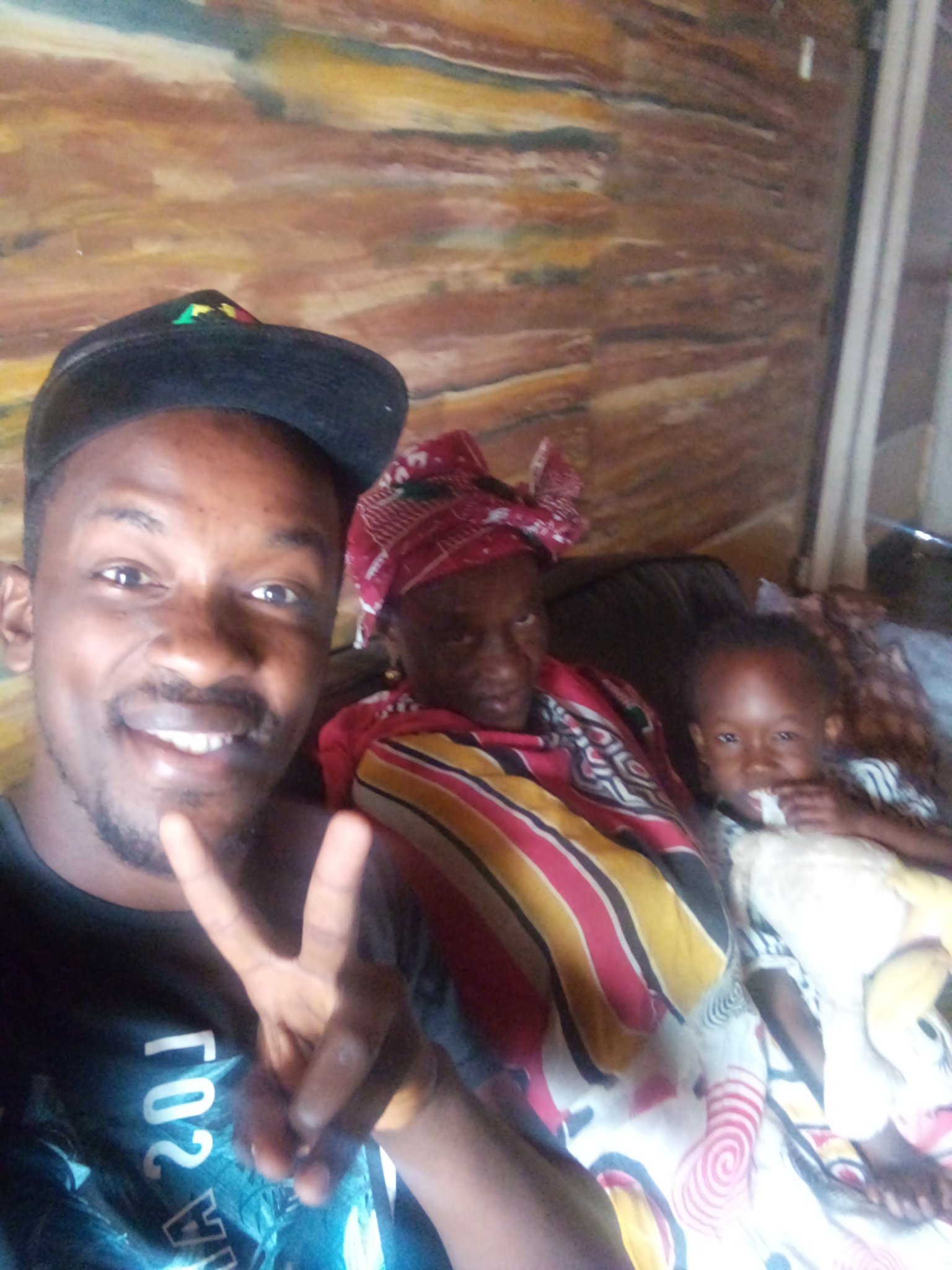 marong-omar-omar215551971-twitter