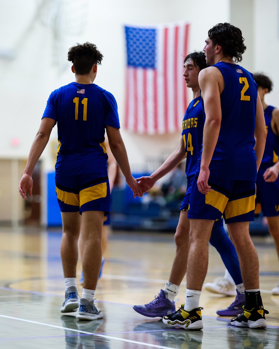 Congrats to our 22-23 <a href="/SCBCA1/">SCBCA2021</a> award winners: 

Hayden Morris-Gray (All-League, All-Division, All-County, Player Of The Year)

Austin Nesbitt (All-League, All-Division)

Colin Strohm (All-League, All-Division)

Thank you to all the coaches for their recognition!

<a href="/SectXISuffolk/">SectionXI</a>