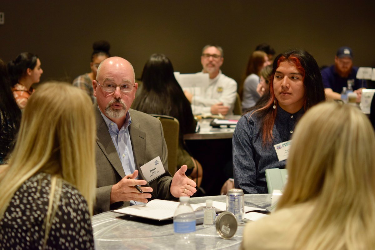 ValentUSA's tweet photo. It’s been a great 3 days of engaging students on #sustainability and #conservation in ag at the Sustainability Institute.  Big thank you to @AgFutureAmerica  and @NACDconserve for another great event. We can’t wait for next year! https://t.co/hXFgemT9MJ