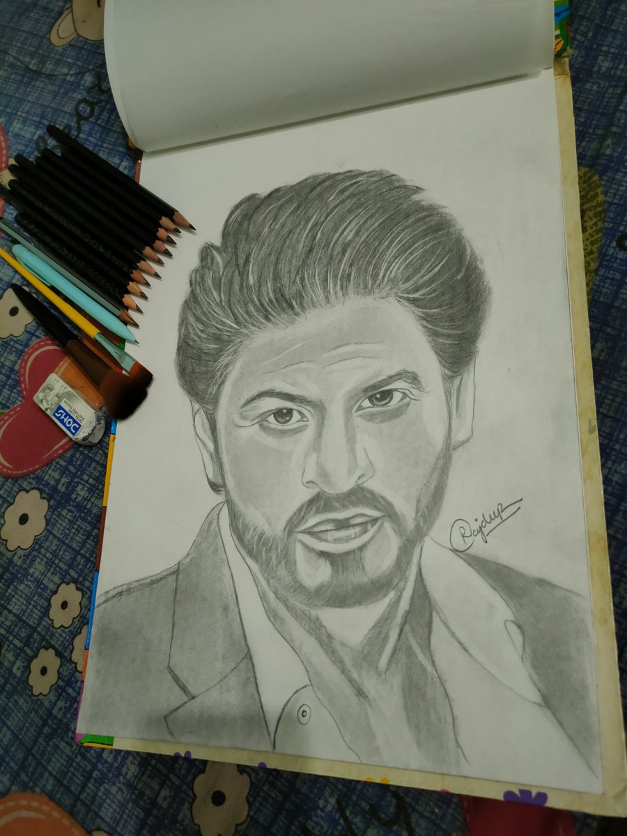 Rajdeep295's tweet photo. King khan @iamsrk https://t.co/l09kf1t2nx