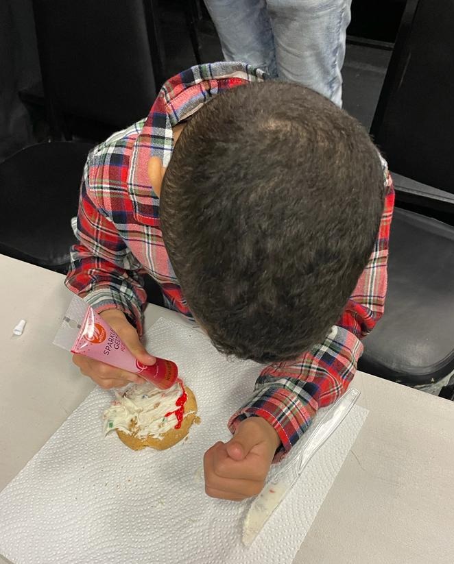 real_lynn's tweet photo. Making REAL cookies, and REAL memories.
#OneREALCommunity
#SupportCommunityLiteracy
#BuildingOpportunities
#Children
#Teaching
#EarlyChildhoodEducation
#Literacy
#Support
#LynnMA
#Boston
#NonProfit https://t.co/iduqYw47ww