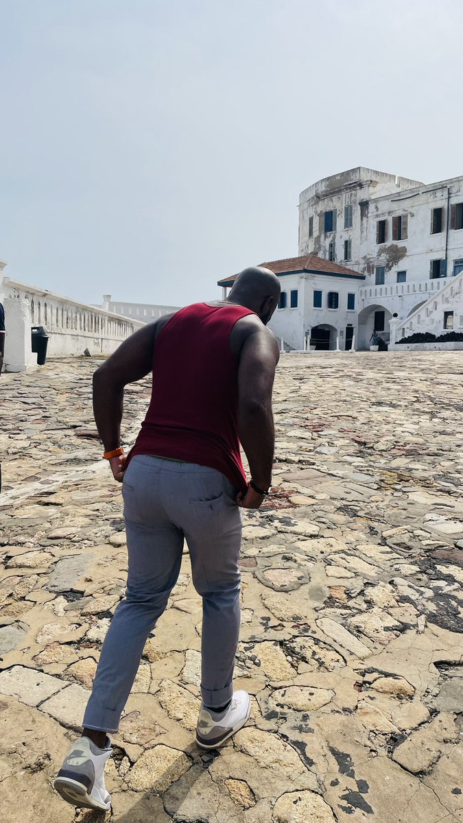 yokowendingo's tweet image. The A in @maniere_usa Jordan 3 hit different when you are in Africa and your mother and ancestors are from this soil.
Standing in a slave Dungeon and moving about this Castle stirred feelings I don’t really have the eloquence to express. #itsdeeperthansneakers #bhm #BHMKOTD #blm