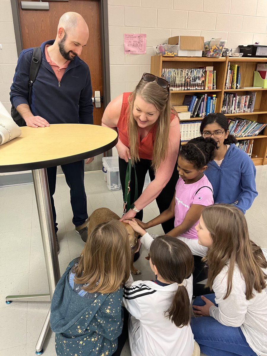 SMuehleman's tweet photo. STLP Service Projects are even Sweeter when Sugar comes to class. Thanks @w_york for showing the impact adopting from the animal shelter can have on your life. A great experience for their presentation. @mechelle428 @murrayschools  @kystlp https://t.co/Jxbvf8b9Li