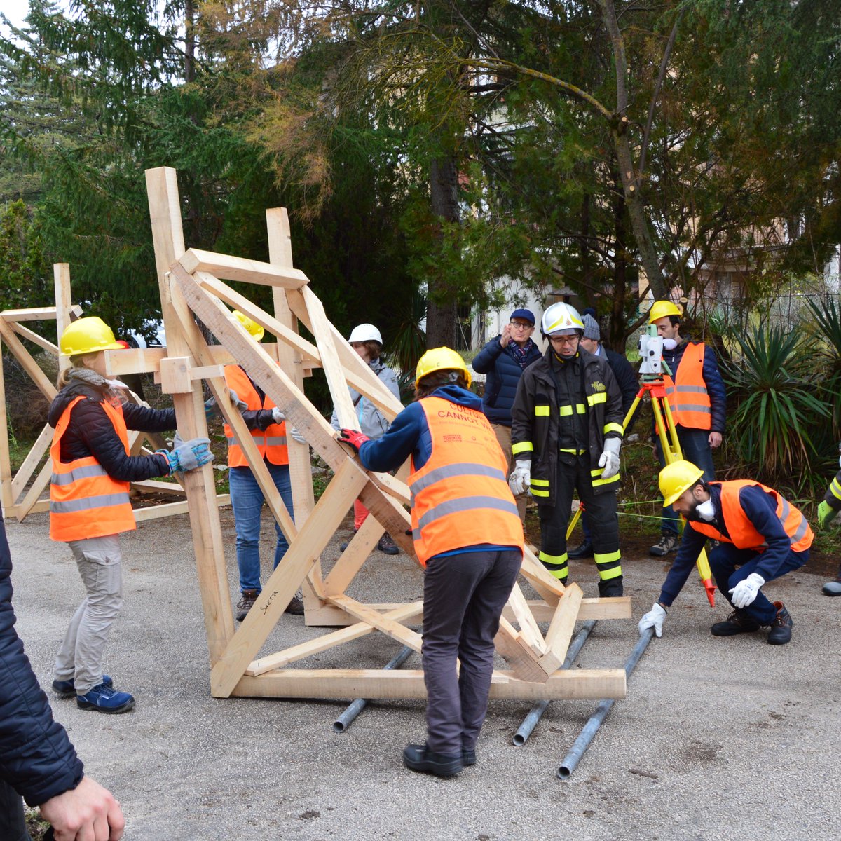 ICCROM's tweet photo. #ICCROM supports heritage &amp; conservation professionals in its Member States and draws particular attention to a set of resources produced to help in times of crisis👉 https://t.co/WzxhHHfJwm      
#CultureCannotWait @FAR_ICCROM https://t.co/97RBPyFz8A